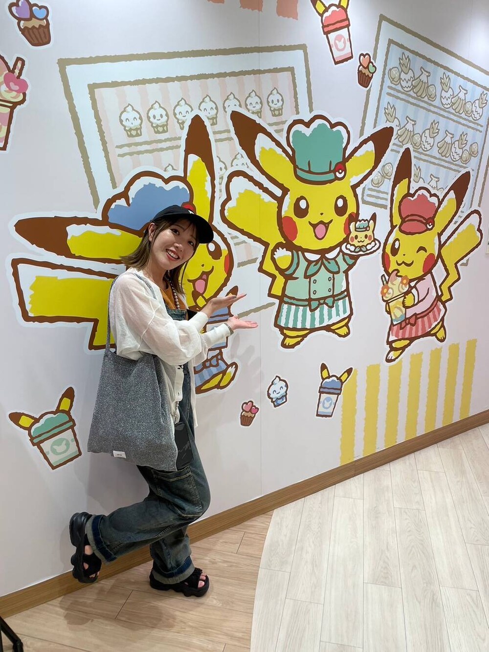 「高見え、ゆったり、LEPSIM、低身長、カジュアル、ベーシック/シンプル、体型カバー」｜「LEPSIMのマルチWAYスマホストラップ　110335（スマホグッズ、シルバー系）」を使った、manaさん（レディース・153cm）の夏コーディネートの2枚目の写真