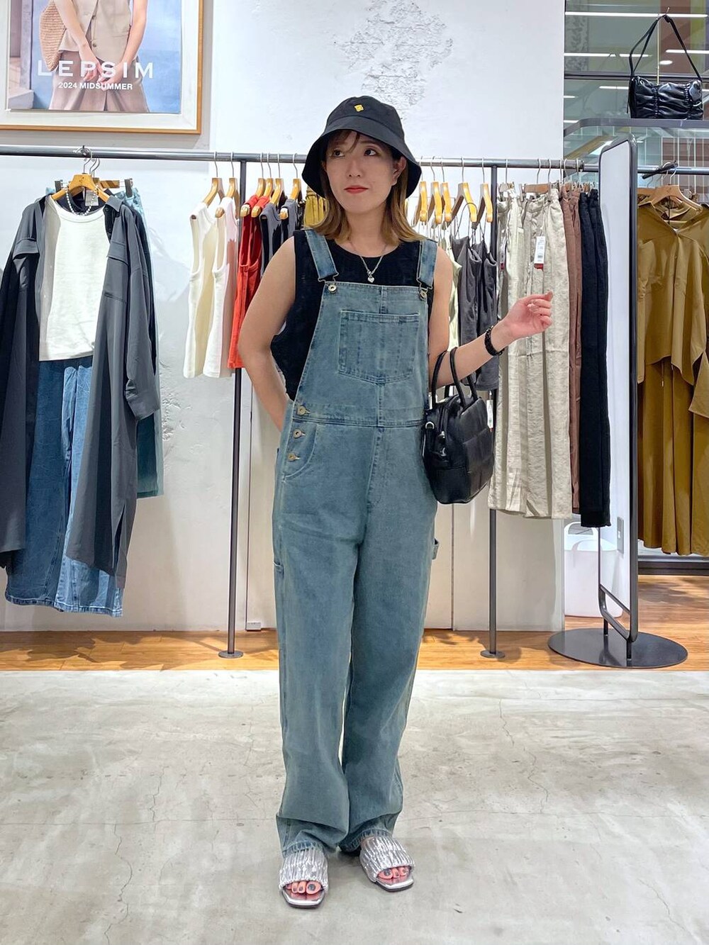 レディースの夏コーディネートの2枚目の写真