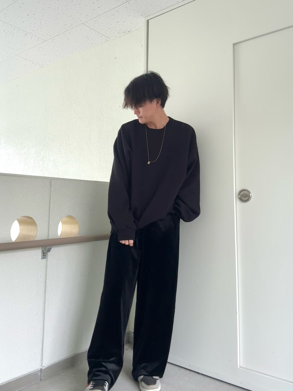 「ブラック、オールブラック、スウェット、perstep、ZARA、black」｜「perstepのアイテム（スウェット、ブラック系）」を使った、keigoさん（メンズ・176cm）の秋コーディネートの3枚目の写真