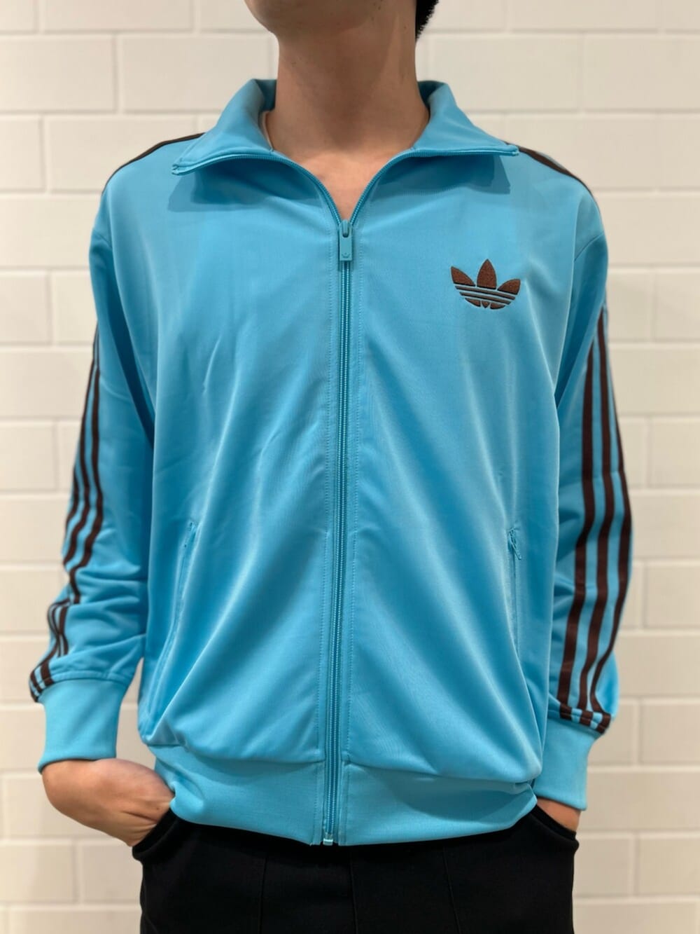 タバコ FOR フリークス ストア / TOBACCO FOR FREAKS STORE、アディ