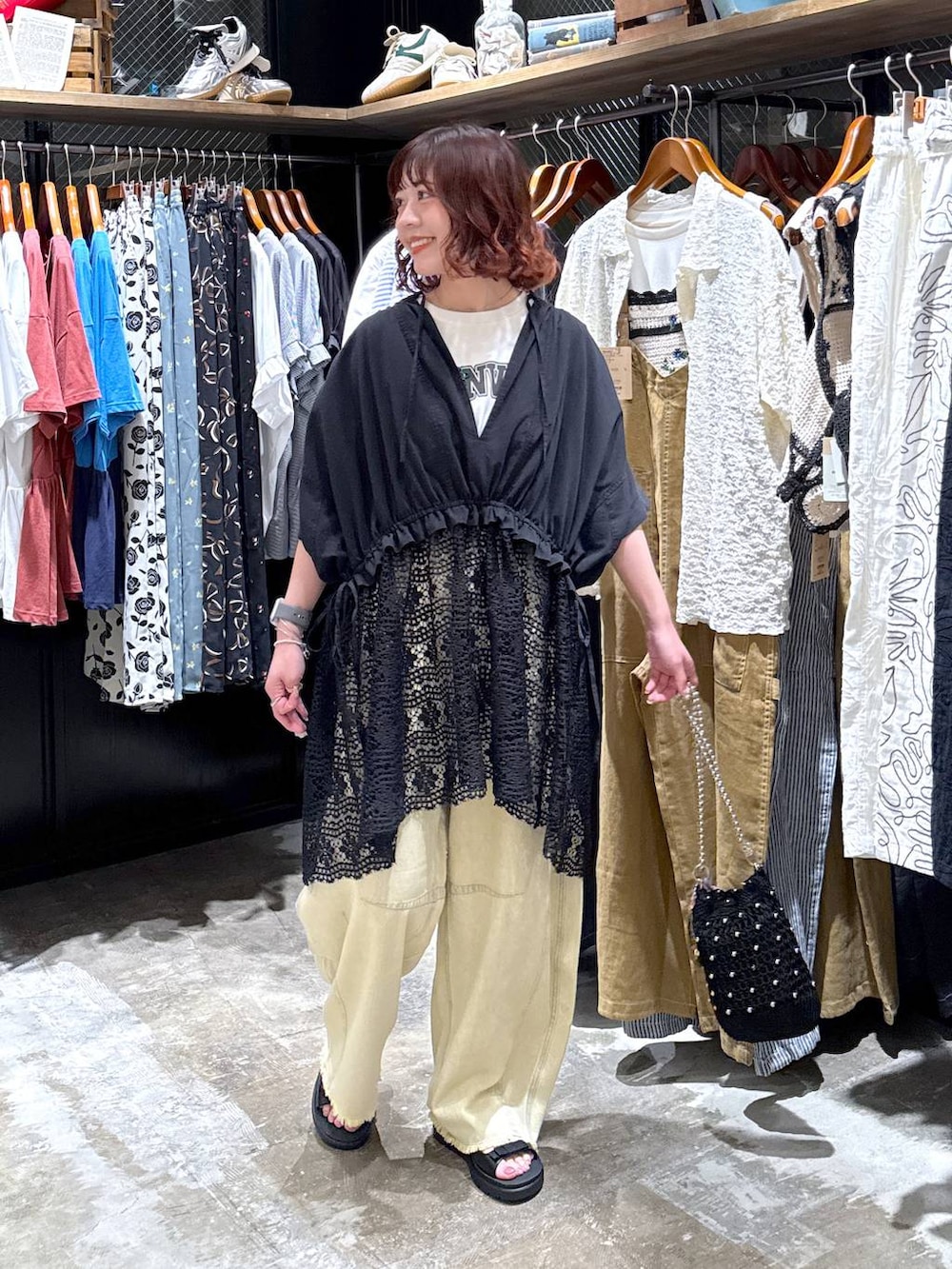 「カジュアル、メンズライク、低身長、niko and ...」｜「niko and...のセルフカットバレルパンツ（その他パンツ、ベージュ系）」を使った、おでんさん（レディース・152cm）の夏コーディネートの8枚目の写真