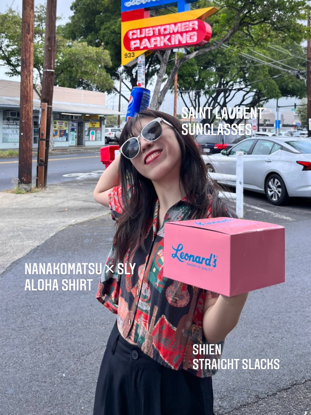 「ごきげんウィーク、春コーデ、お出かけコーデ、夏コーデ、ＧＷ、ootd、アロハシャツ、aloha、Saint Laurent、コンバース、converse、サングラス、プチプラ、ゆるコーデ」｜「SLYのアイテム（その他トップス、ブラック系）」を使った、杏仁豆腐さん（レディース・158cm）の春コーディネートの2枚目の写真