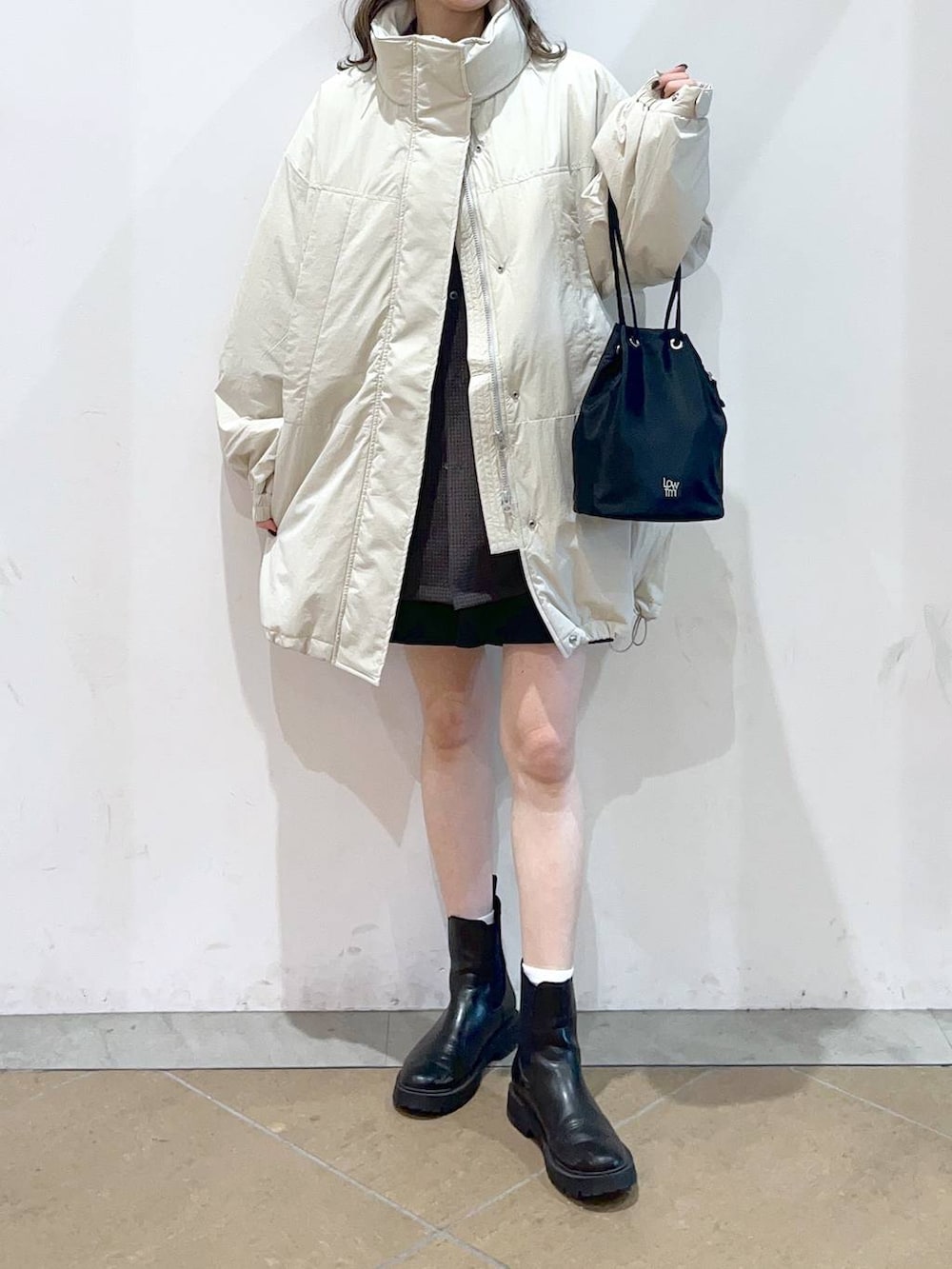 MIKA(LOWRYS FARM イオンレイクタウン)｜LOWRYS FARMのその他アウターを使ったコーディネート - WEAR