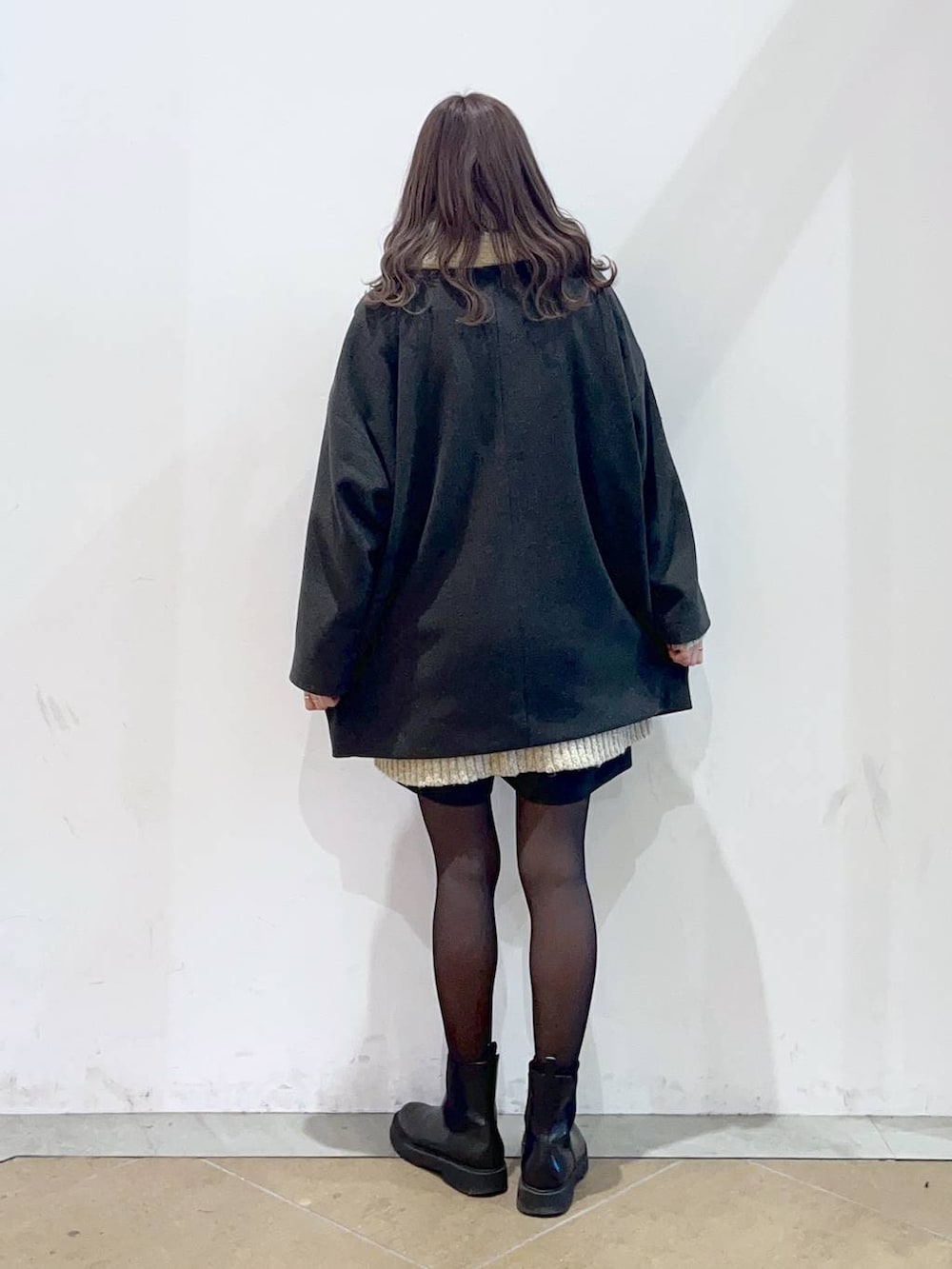 MIKA(LOWRYS FARM イオンレイクタウン)｜LOWRYS FARMのチェスターコートを使ったコーディネート - WEAR