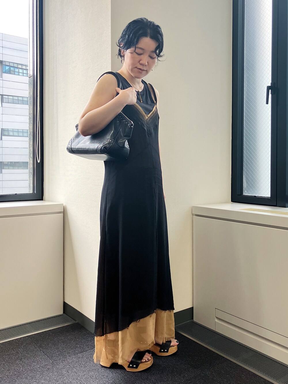 「HIROKO HAYASHIのVELENO（ヴェレーノ）ミニボストンバッグ（ボストンバッグ、ブルー系）」を使った、mc_hhさん（レディース・156cm）の夏コーディネートの3枚目の写真