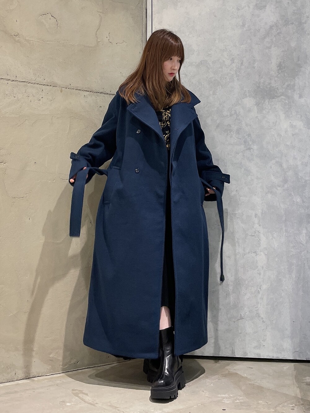 「重ね着ベストシーズン、きれいめカジュアル、ビッグシルエット、ロングコート、コート、キレイめ、大人女子、ネイビー」｜「tk.TAKEO KIKUCHIのテックメルトン3WAYスタンドコート（その他アウター、ブルー系）」を使った、MIKAさん（レディース・154cm）の秋コーディネートの2枚目の写真