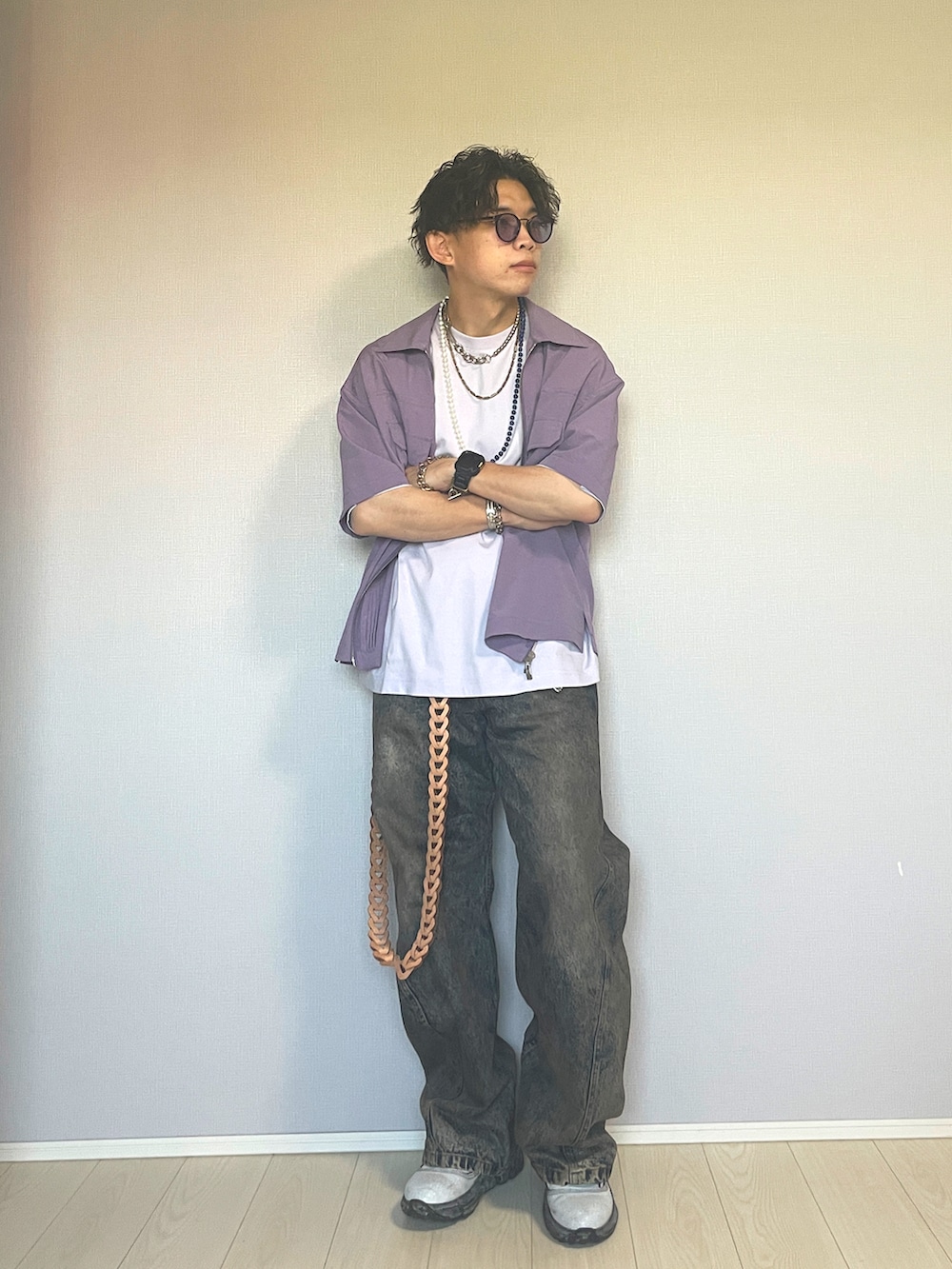 「服好きな人と繋がりたい、おしゃれさんと繋がりたい、メンズファッション、メンズコーデ、カジュアル、カジュアルコーデ、メゾンスペシャル、WYM、WYM LIDNM、パープル、デニム、デニムコーデ、シャツスタイル、NODZOKU、サングラス」|「MAISON SPECIALの《UNISEX》【SPECIAL SHOES FACTORY COLLABORATION】Vibram Sole Lace-Up Boots Made In TOKYO/東京産ビブラムソールレースアップブーツ【MAISON SPECIAL/メゾンスペシャル】(ブーツ、ホワイト系)」を使った、UW168さん(メンズ・175cm)の秋コーディネートの3枚目の写真
