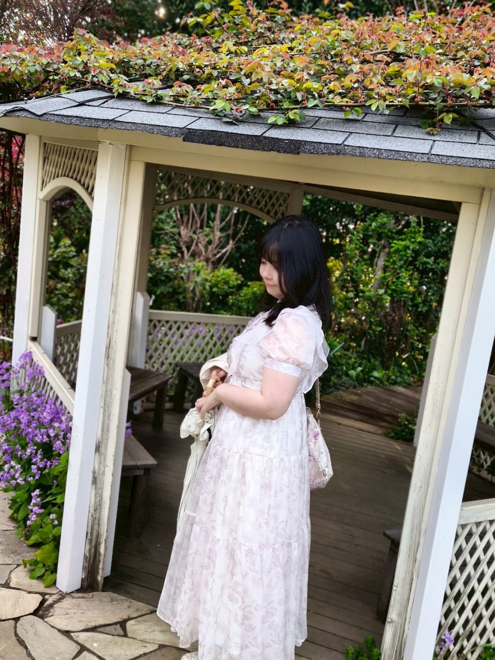 「春コーデ、ロングワンピース、evelyn」｜「evelynのアイテム（ワンピース、ピンク系）」を使った、hiruneko32さん（骨格ナチュラル・レディース・165cm）の春コーディネートの4枚目の写真