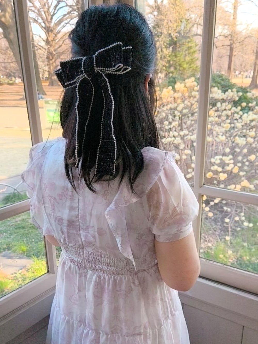 「春コーデ、花柄、春めき満開コーデ」｜「evelynのアイテム（ワンピース、ピンク系）」を使った、hiruneko32さん（骨格ナチュラル・レディース・165cm）の春コーディネートの4枚目の写真