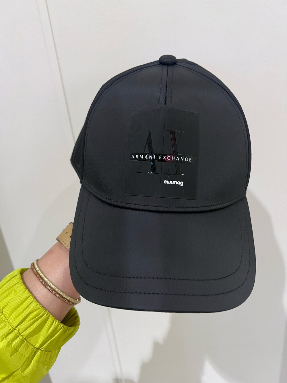 「AXchanger、AXchange、armaniexchange、ARMANIEXCHANGE、アルマーニエクスチェンジ、春、春服、春コーデ、メンズファッション、カジュアル、カジュアルコーデ、カジュアルスタイル、休日スタイル、いいね、save、フォローお願いします🤑、おしゃれさんと繋がりたい」｜「ARMANI EXCHANGEの【A|X アルマーニ エクスチェンジ】レースアップスニーカー（スニーカー、ホワイト系）」を使った、mikaさん（レディース・151cm）の春コーディネートの2枚目の写真