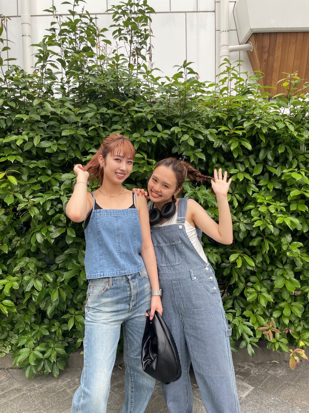 その他のサロペット/オーバーオールを着用したレディースの夏コーディネートの6枚目の写真