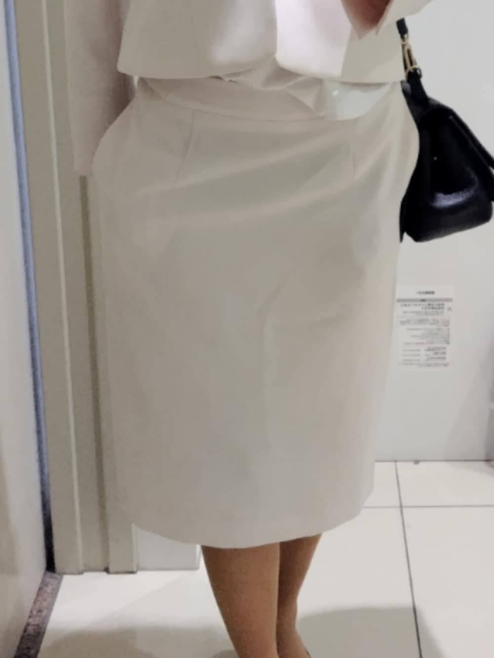 「セットアップ、レディーススーツ、女装、パンプス、銀座かねまつ、フルラ、OL」｜「銀座かねまつの

MW2456BS

MW2456BS（パンプス、ブラック系）」を使った、Kacchiさん（メンズ・173cm）の春コーディネートの2枚目の写真