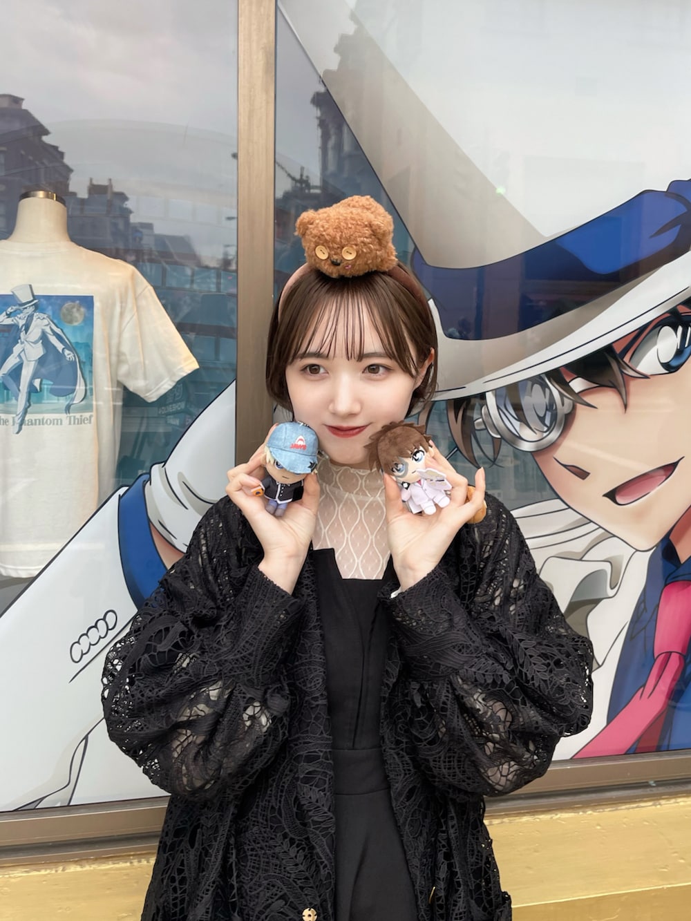 「USJ、ユニバ、ユニバーサルスタジオジャパン、モノトーンコーデ、モノクロ、レーストップス、キャミワンピ、ワンピース、ワンピーススタイル、休日スタイル、旅行、春アウター、キレイめカジュアル、骨格ナチュラル、イエベ春」｜「ANDREA & Co.のアイテム（ジャケット/アウター、ブラック系）」を使った、ありすさん（骨格ナチュラル・レディース・163cm）の春コーディネートの2枚目の写真