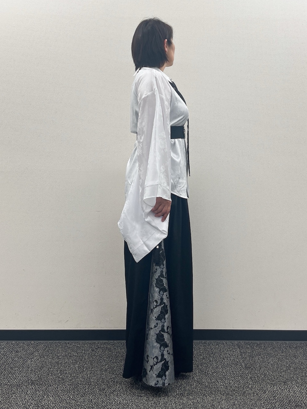 「ネクタイ、和洋折衷、和洋折衷コーデ、和柄、和柄シャツ、和柄パンツ、和柄コーデ、axes femme、REZEN」｜「axes femmeの吸水速乾チュールレースタンク（タンクトップ、ブラック系）」を使った、ジョーさん（レディース・161cm）の夏コーディネートの7枚目の写真