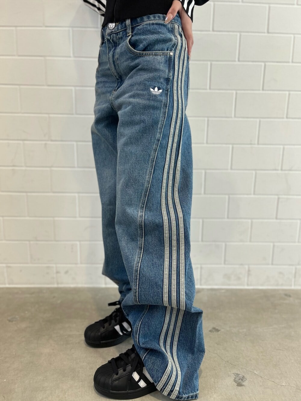 ルーズ デニムパンツ、スーパースターII / Superstar IIのアディダス