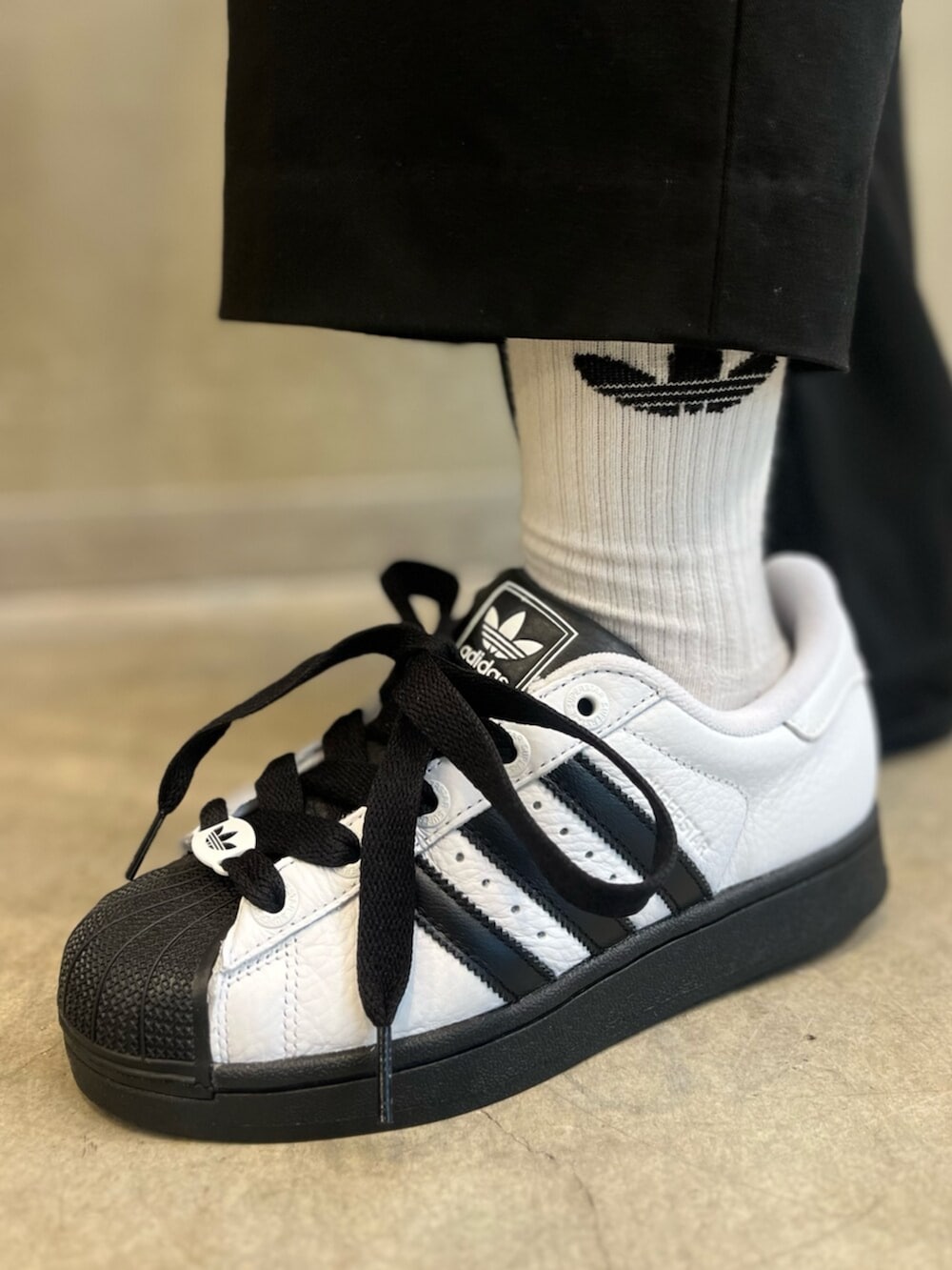 大人気 adidas SUPERSTAR II ユニセックス コーデに合わせやすい スーパースターII / Superstar IIのアディダスコーデ
