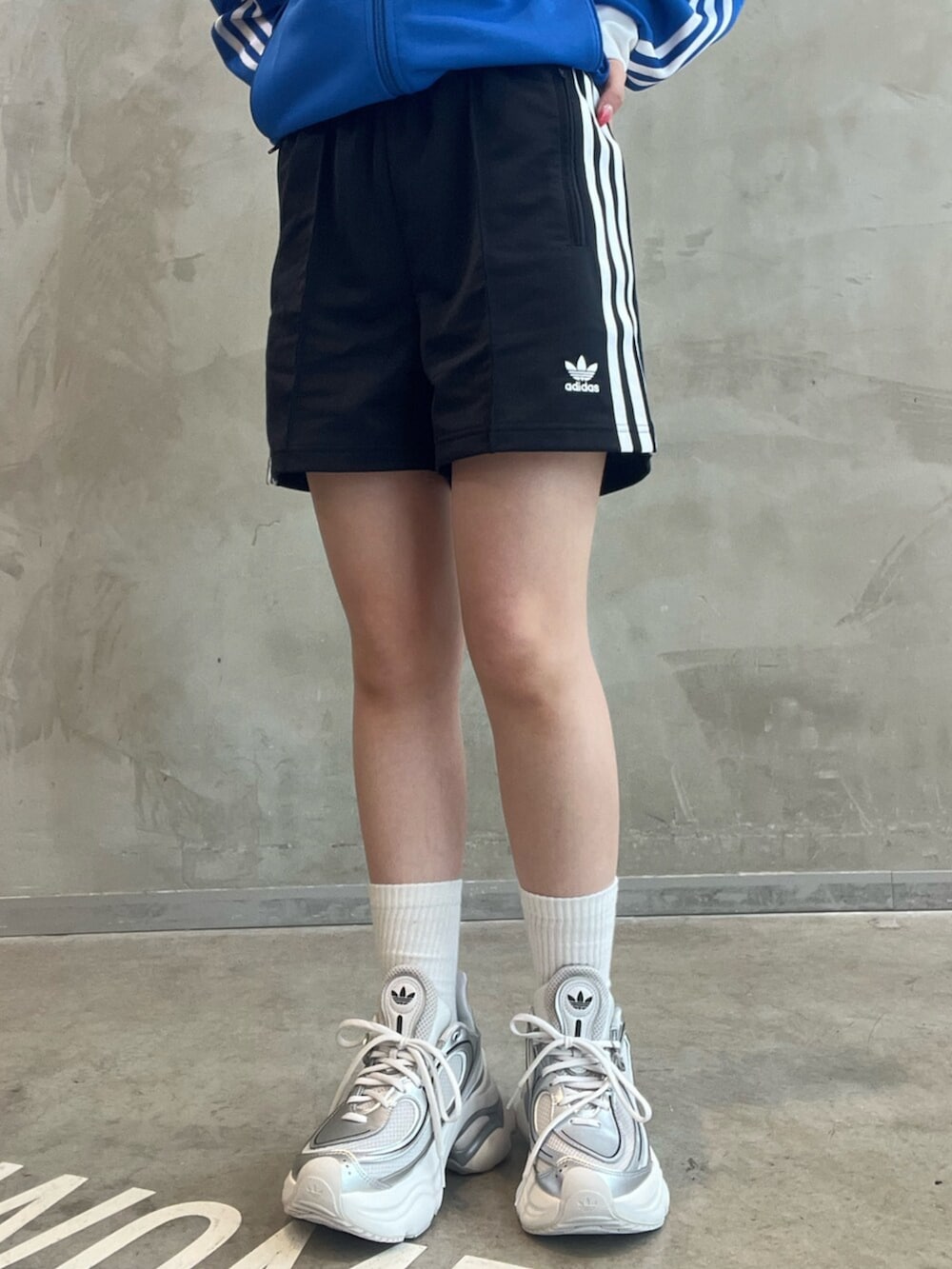 Adilenium シーズン 4 ラインストーン ショルダーバッグ