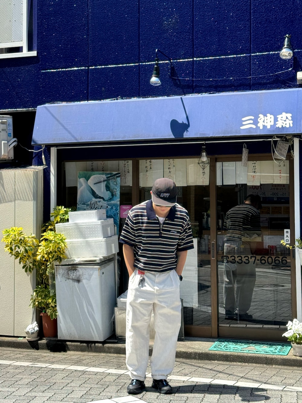 「休日スタイル、高円寺、lafayette、XLARGE、GU、SALOMON、keboz、純情商店街」｜「LafayetteのLFYT ラファイエット [Lafayette] - リフレクター キャンプキャップ [REFLECTOR CAMP CAP]（キャップ、ブラック系）」を使った、KMさん（メンズ・175cm）の夏コーディネートの2枚目の写真