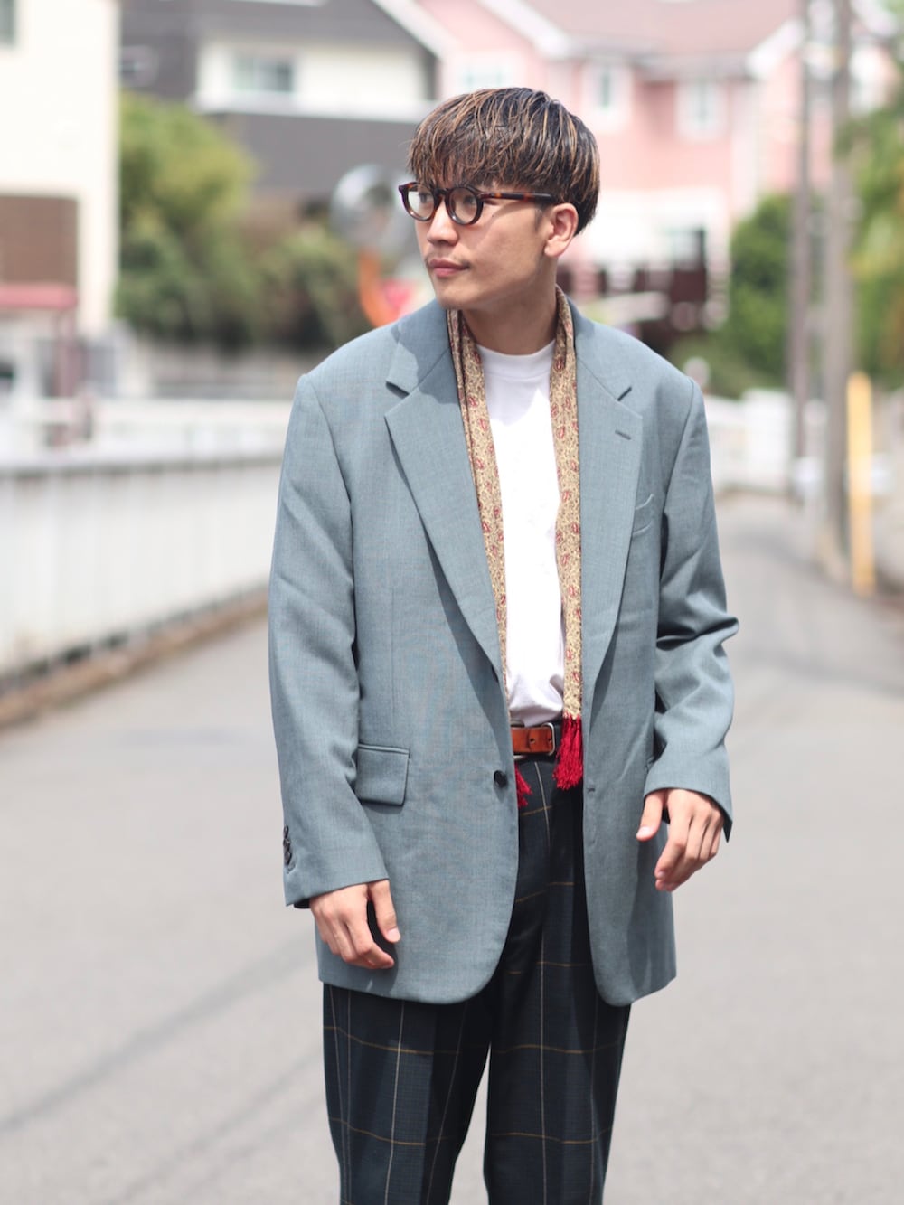「おしゃれさんと繋がりたい、レイヤードスタイル、ビッグシルエット、スラックス、きれいめカジュアル、古着好きな人と繋がりたい、古着MIX、ヴィンテージ、革靴、いいね、save、フォローお願いします🤑」｜「YLEVEのアイテム（ジャケット/アウター、グレー系）」を使った、イツキナカヤマさん（メンズ・172cm）の秋コーディネートの2枚目の写真