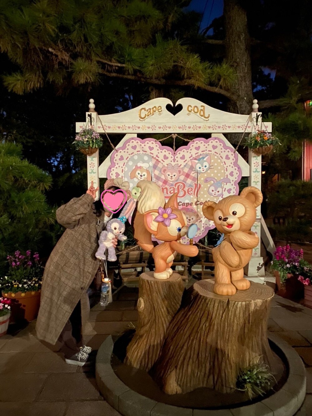 「disney sea、ディズニーコーデ、シェリーメイ、秋コーデ」｜「Disneyのアイテム（カチューシャ、ベージュ系）」を使った、杏沙乃さん（レディース・154cm）の冬コーディネートの2枚目の写真