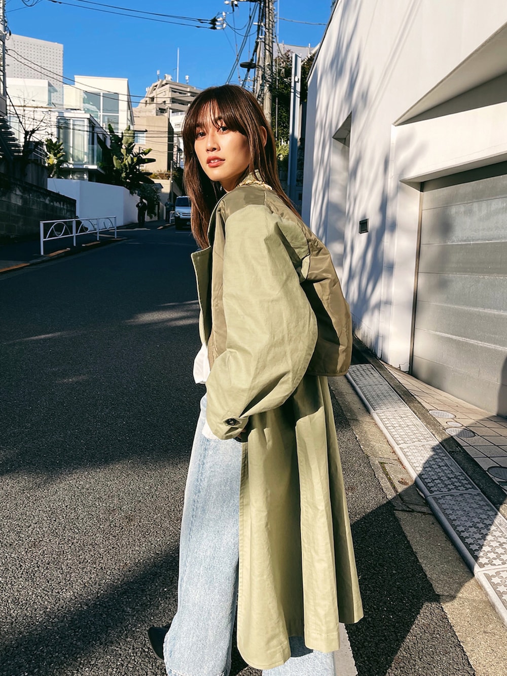 MOUSSY OFFICIAL(MOUSSY OFFICIAL)|MOUSSYのトレンチコートを使った