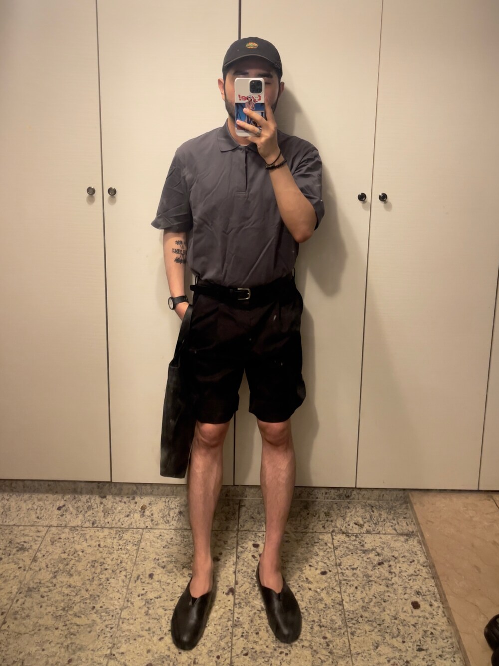 「summer、韓国ファッション、boy、ユニクロ、UNIQLO、+J、出勤コーデ」｜「UNIQLOのアイテム（ポロシャツ、グレー系）」を使った、Kimnerdさん（メンズ・172cm）の夏コーディネートの2枚目の写真
