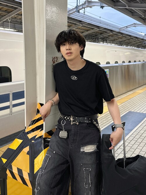 DIESEL ロングパーカー　カットソーコーデ かや｜DIESELのTシャツ/カットソーを使ったコーディネート - WEAR