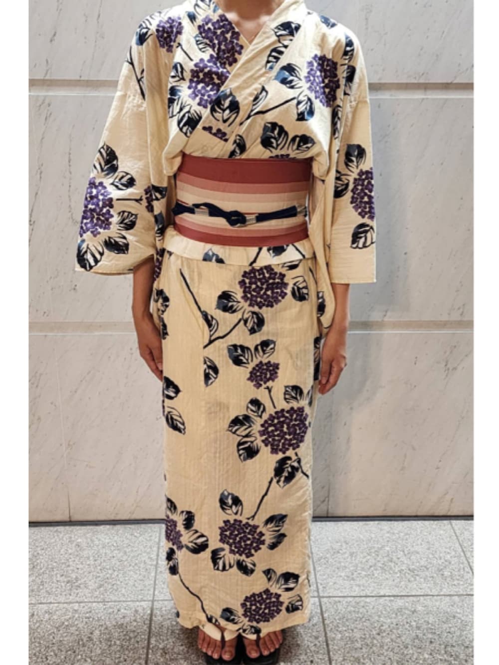 「大人カジュアル、夏コーデ、きれいめカジュアル、お出かけコーデ、浴衣、浴衣女子、半幅帯、半幅帯アレンジ」｜「船場センター街のアイテム（和装小物、シルバー系）」を使った、猫山さん（レディース・161cm）の夏コーディネートの3枚目の写真