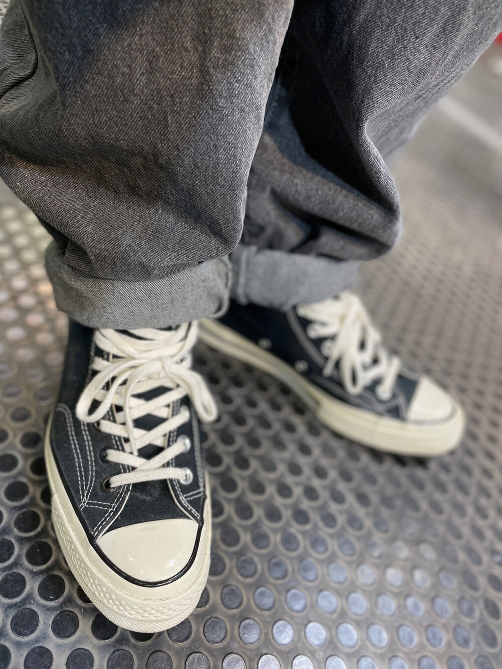 「CT70s Hi "I ★ NY"のCONVERSE - Chuck Taylor 70s Hi "I ★ NY"（スニーカー、ブラック系）」を使った、クロ🐑さん（メンズ・168cm）の秋コーディネートの3枚目の写真
