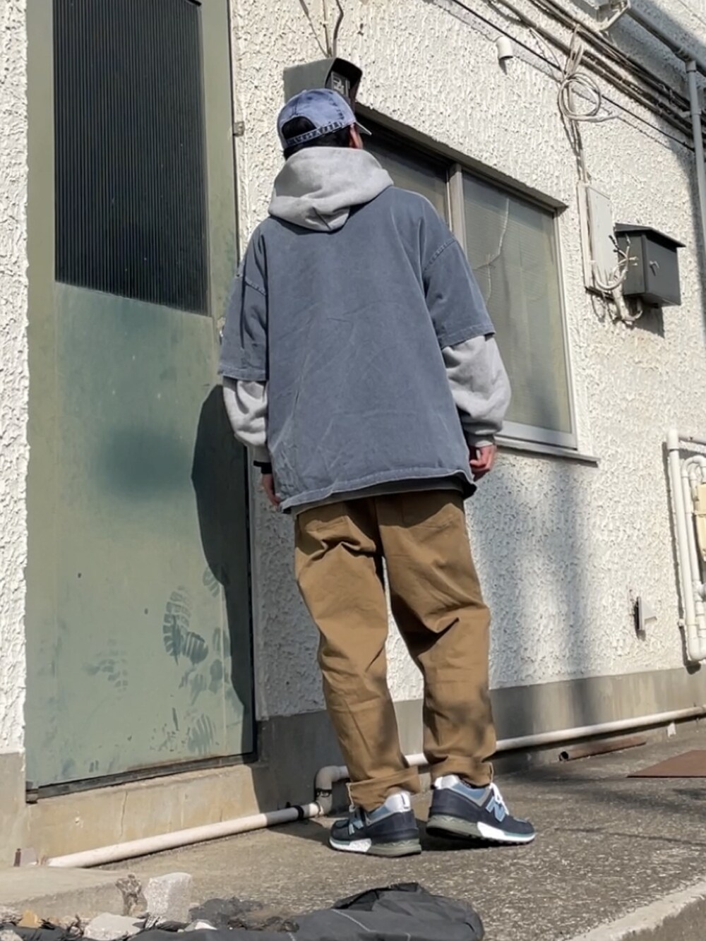 「KITHのRONNIE FIEG × DOVER STREET MARKET × NEW BALANCE 574 "SPORT NAVY"（スニーカー、ブルー系）」を使った、クロ🐑さん（メンズ・168cm）の春コーディネートの2枚目の写真