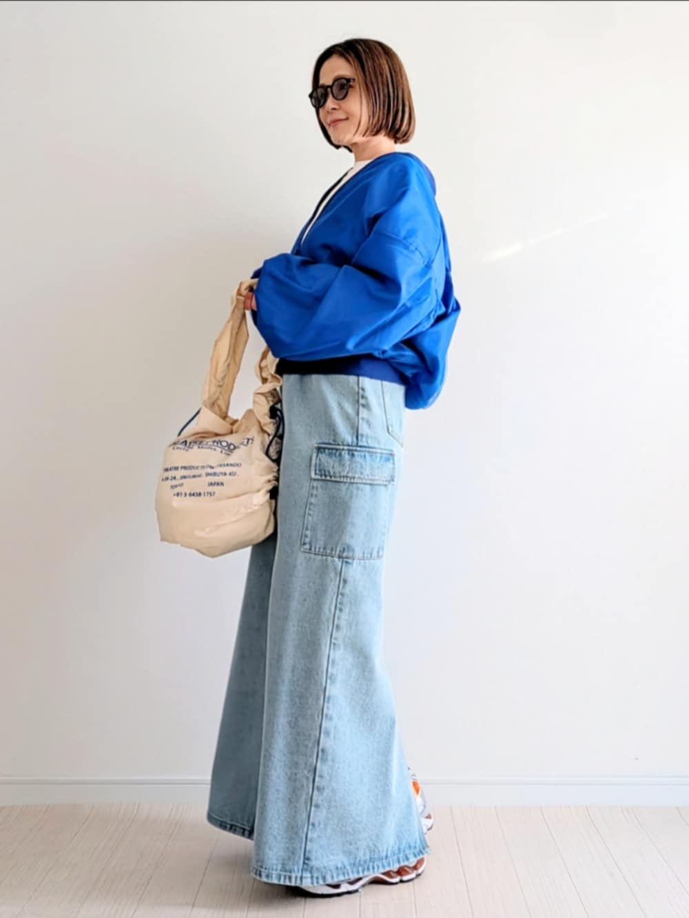 「CORNERS by yuiの【CORNERS by yui】チュールレイヤードブルゾン（ブルゾン、ブルー系）」を使った、𝕪𝕦𝕚さん（レディース・155cm）の冬コーディネートの3枚目の写真
