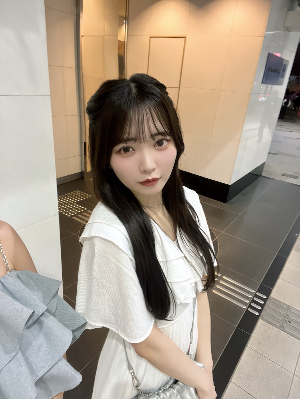 MIKKI｜Mafmofのスニーカーを使ったコーディネート - WEAR