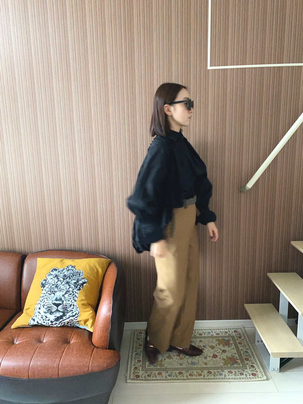 「ラベルエチュード、イウエンマトフ、ユニクロ、TOMFORD、秋のコーデ、おしゃれさんと繋がりたい、ootd、大人コーデ、着回しコーデ、バルーンシルエット」｜「AEWEN MATOPHのアイテム（パンツ、オレンジ系）」を使った、エイミー]]amy さん（レディース・166cm）の秋コーディネートの4枚目の写真