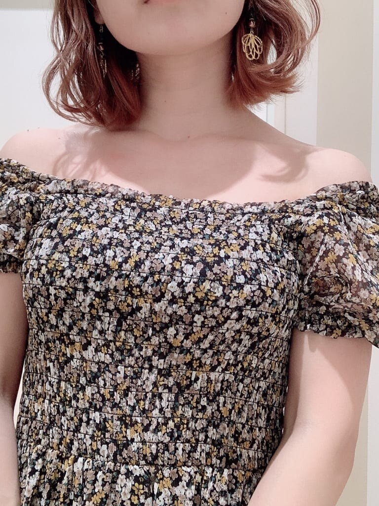 その他のサンダル、その他のワンピースを着用したレディースの夏コーディネートの8枚目の写真