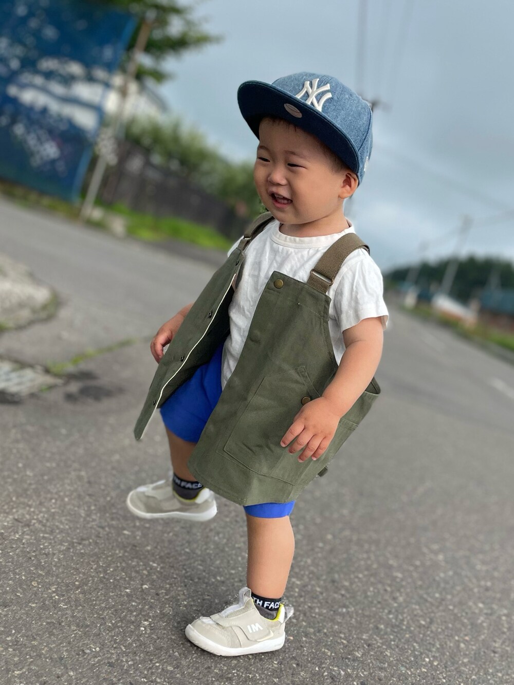 「夏映え浴衣コーデ、夏コーデ、キッズ、キッズファッション、Tシャツ、男の子コーデ、西松屋、おとこのこ、キッズコーデ、おしゃれさんと繋がりたい、ハーフパンツ、ノースフェイス、シンプル、夏だ！Tシャツ着よう！、子供カッコイイ」｜「NEW ERAのニューエラ  キャップ（キャップ、ブルー系）」を使った、morimorikuさん（キッズ・90cm）の夏コーディネートの2枚目の写真