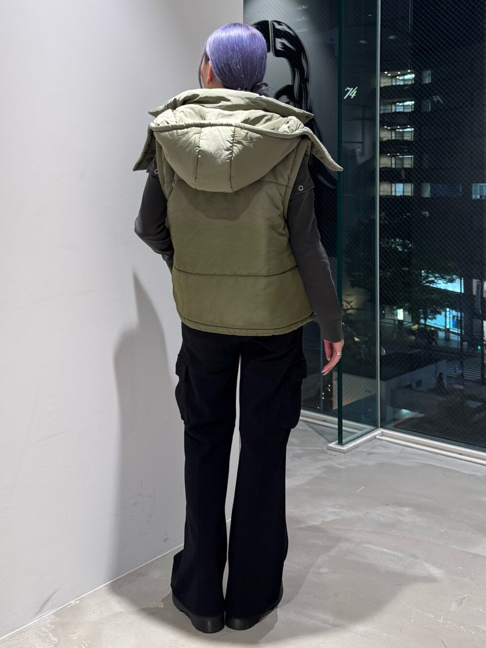 山口紗英(XLARGE/X-girl神戸（X-girl）)｜X-girlのスウェットパンツを