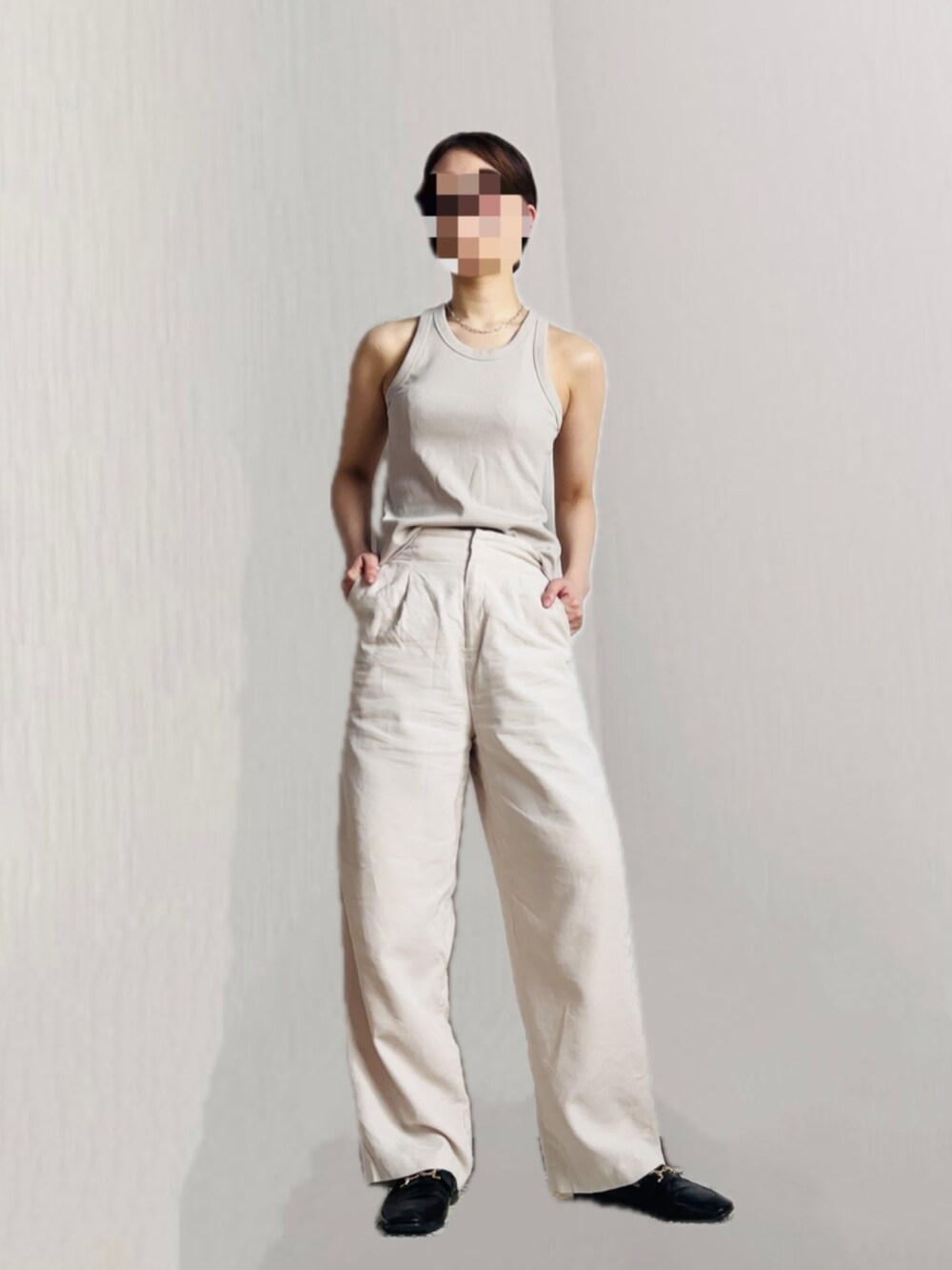 「大人ファッション」｜「A part byのアイテム（パンツ、ホワイト系）」を使った、ROEさん（レディース・164cm）の春コーディネートの4枚目の写真