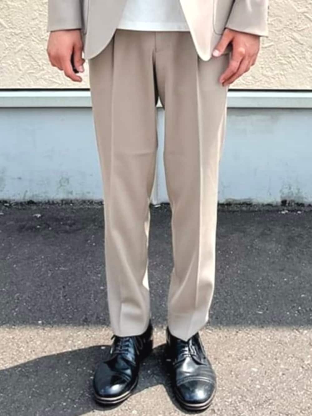 「BEAMS HEARTのラグジュアリーポンチ クルーネック Tシャツ 25SS（S～XL）（Tシャツ/カットソー、ホワイト系）」を使った、BEAMS HEART MENさん（メンズ・173cm）の夏コーディネートの7枚目の写真