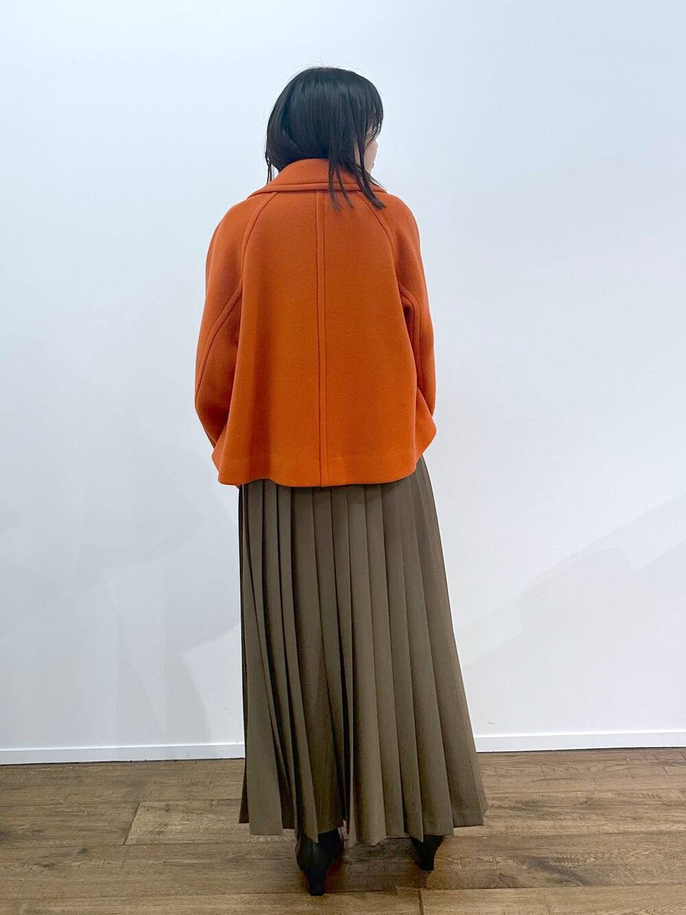 「着痩せ・細見え、ヘルシー、ナチュラル」｜「BABYLONEの【安田美沙子さんIGLIVE紹介アイテム】プリーツスリットスカート（スカート、ブラウン系）」を使った、BABYLONE_ヅカさん（レディース・158cm）の秋コーディネートの4枚目の写真