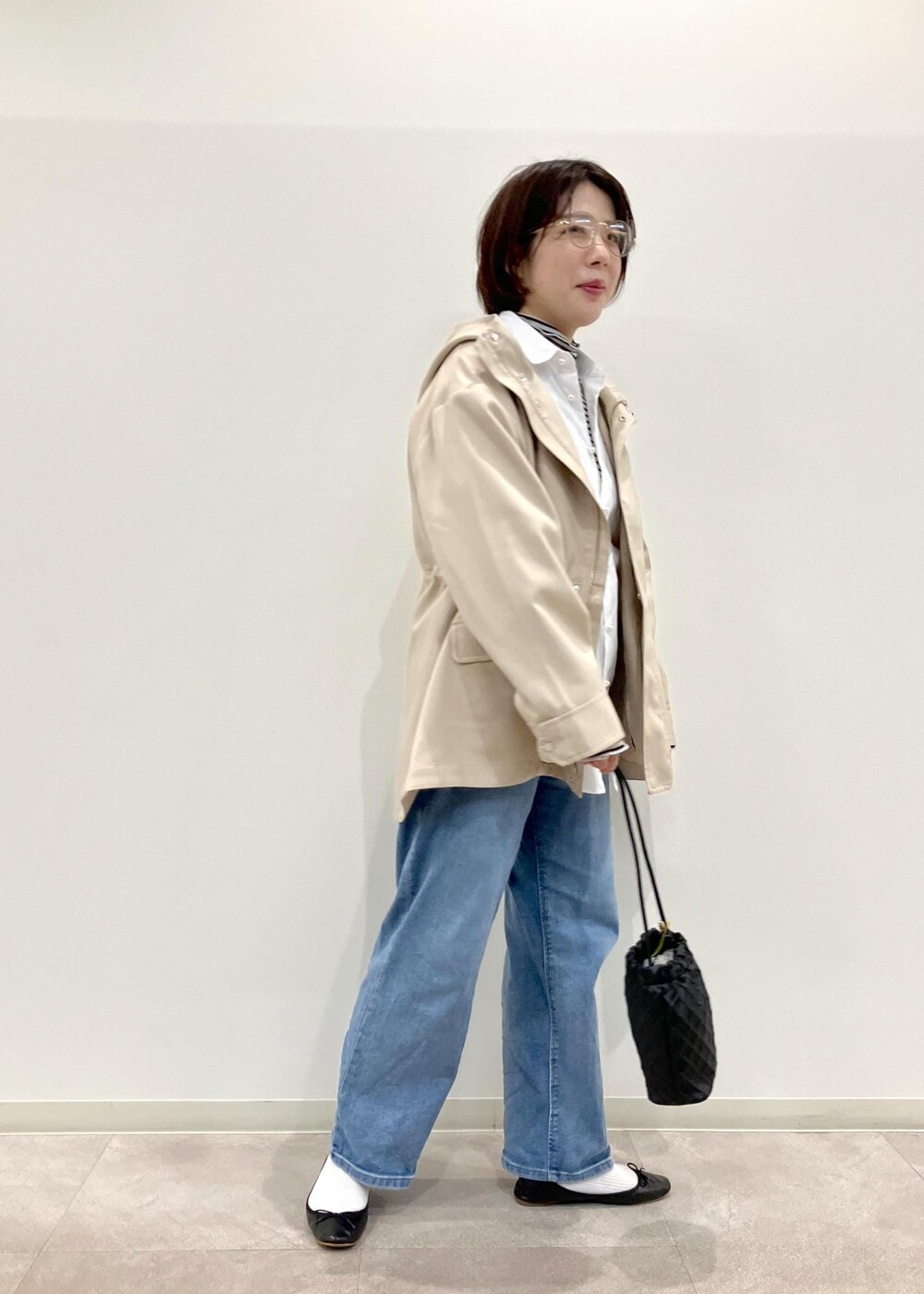 「骨格ストレート、GDS53120、GDH13080、シャツ/ブラウス、トップス、パールシャツ、パールブラウス、パールボタン、パールボタンシャツ、パールボタンブラウス、通年対応、GDL14000、GIX14110、タートルネック、シアー」｜「ROPE' PICNICのパール釦シャツ（シャツ/ブラウス、ホワイト系）」を使った、ゆんさん（レディース・155cm）の冬コーディネートの5枚目の写真