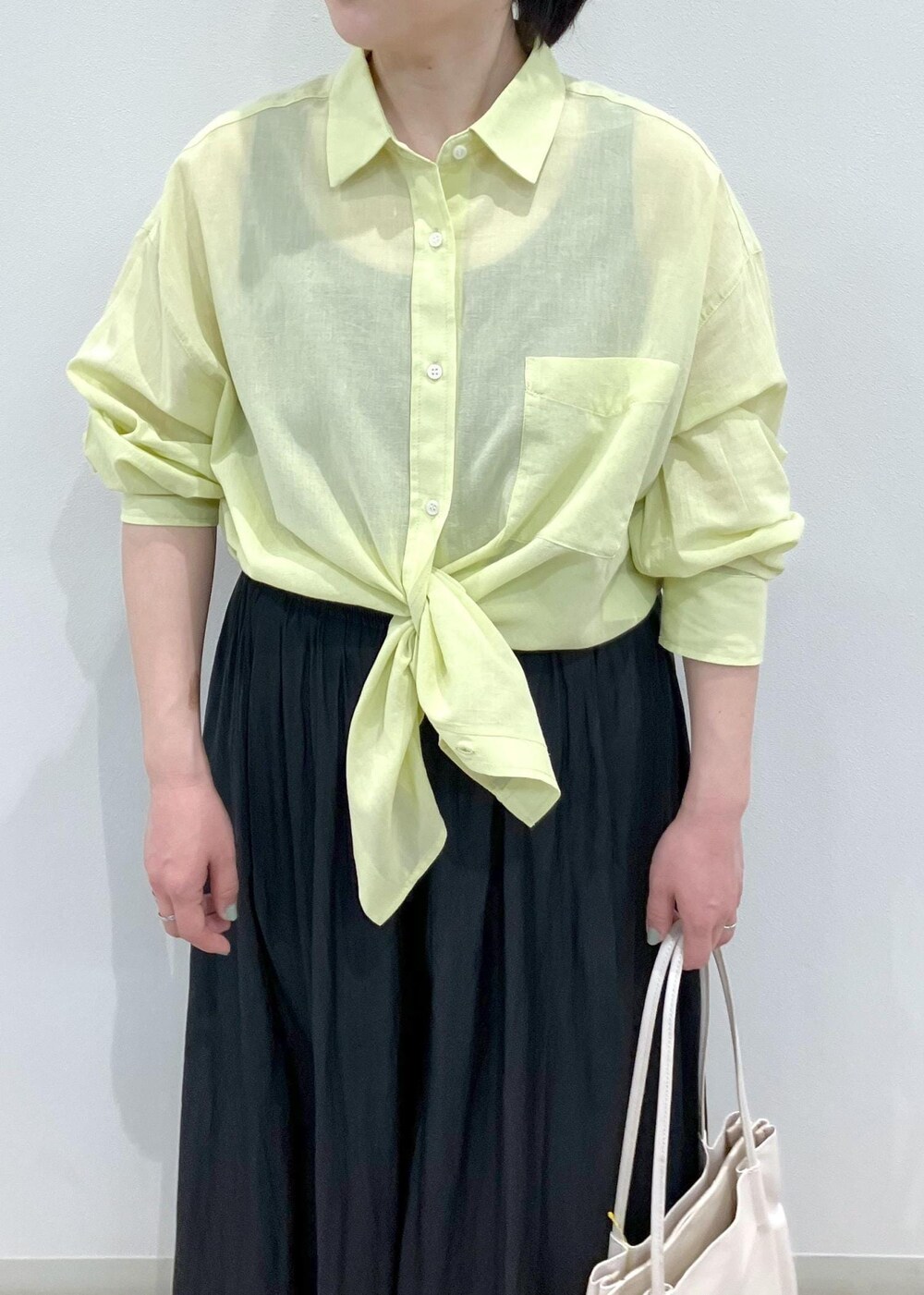 「RP2504、ＲＰ２５０４、春コーデ、初夏コーデ、夏コーデ、お出かけコーデ、推し活コーデ、女子会コーデ、大人カジュアル、体型カバー、ROPÉ PICNIC、ストレート、ブルべ夏、混合、トップス」｜「ROPE' PICNICのイージースカーチョ/UVカット・洗濯機OK（その他パンツ、グレー系）」を使った、ゆんさん（レディース・155cm）の春コーディネートの9枚目の写真