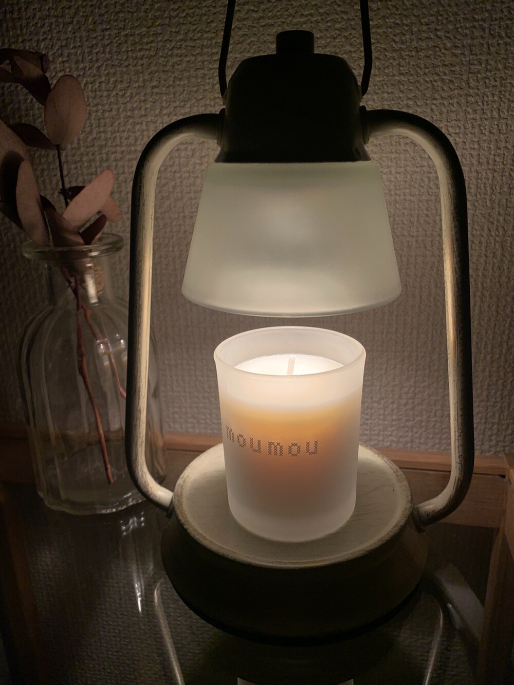 ホワイト系の照明、その他のキャンドルを着用したレディースの冬コーディネートの2枚目の写真