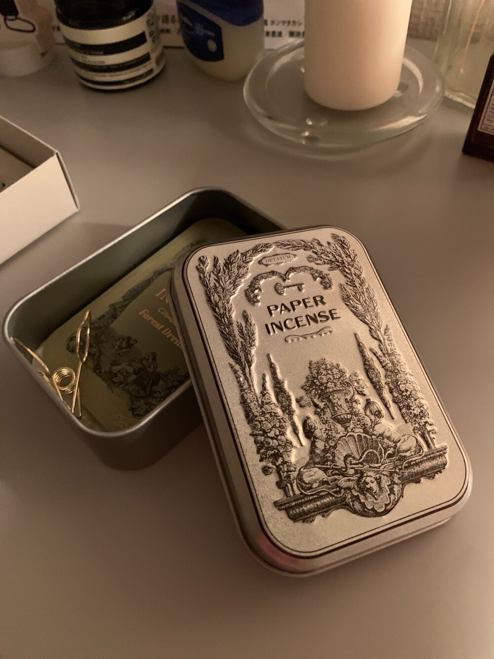 その他のルームフレグランス/お香を着用したレディースの春コーディネートの4枚目の写真