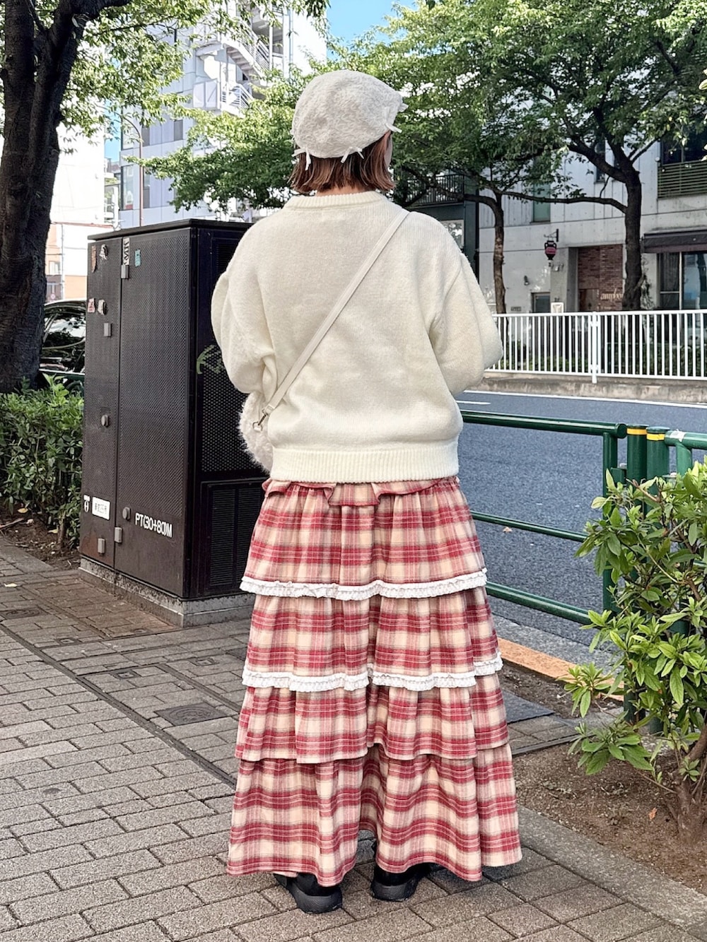 スカート（レッド系）を使った「メリージェーン」の人気