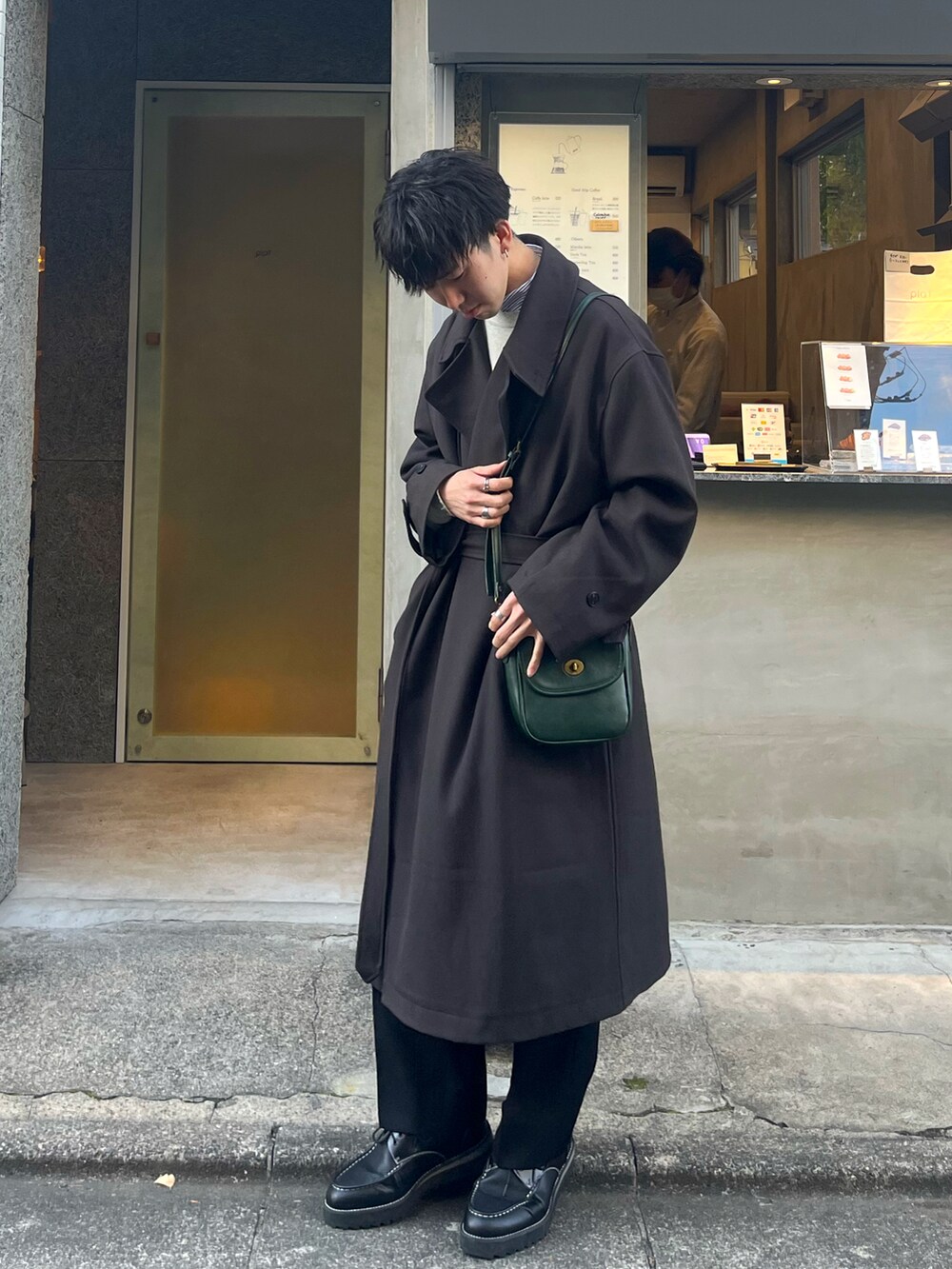 shunsuke｜SINSSのトレンチコートを使ったコーディネート - WEAR