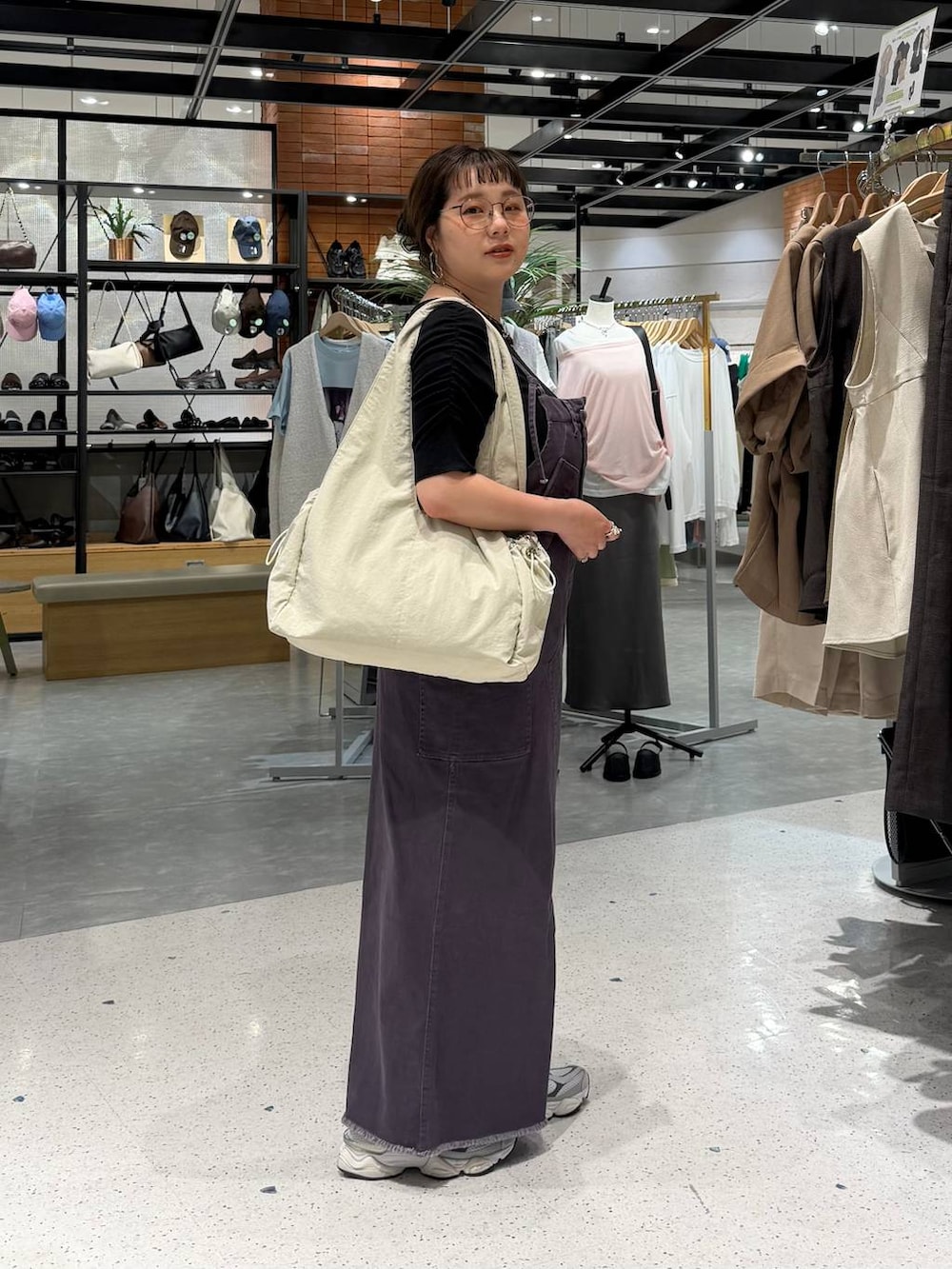 m.poc(LOWRYS FARM イオンレイクタウン)｜LOWRYS FARMのトートバッグを使ったコーディネート - WEAR