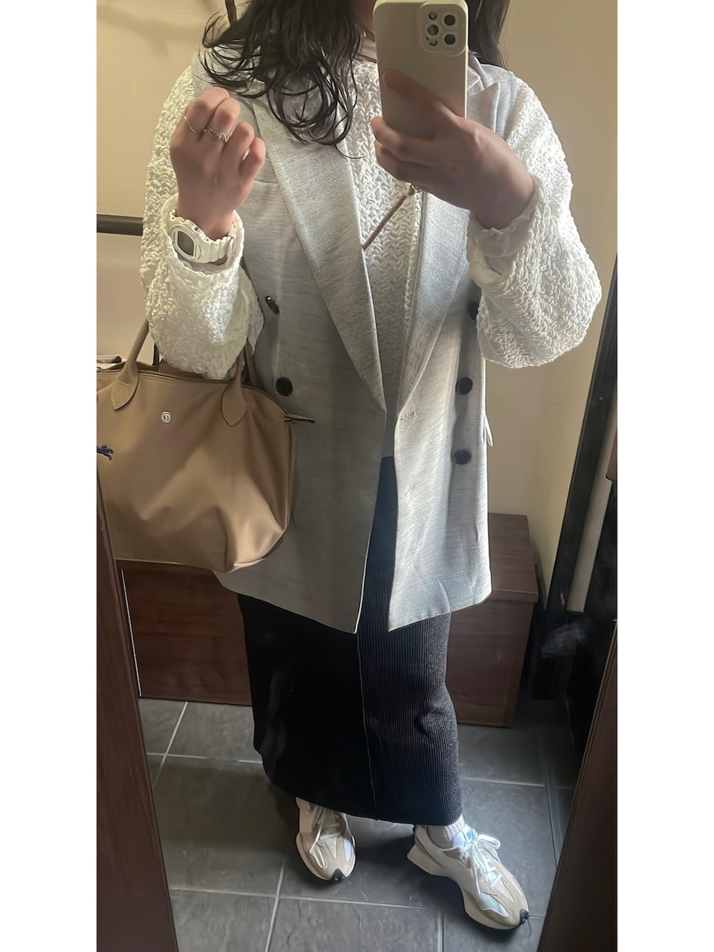 「お出かけコーデ、お洒落さんとつながりたい、ootd、春服みてみて、#春コーデ、きれいめコーディネート」｜「JEANASISのリネンライクオーバージレ/192860（ベスト、グレー系）」を使った、hazuki2023さん（レディース・158cm）の春コーディネートの2枚目の写真