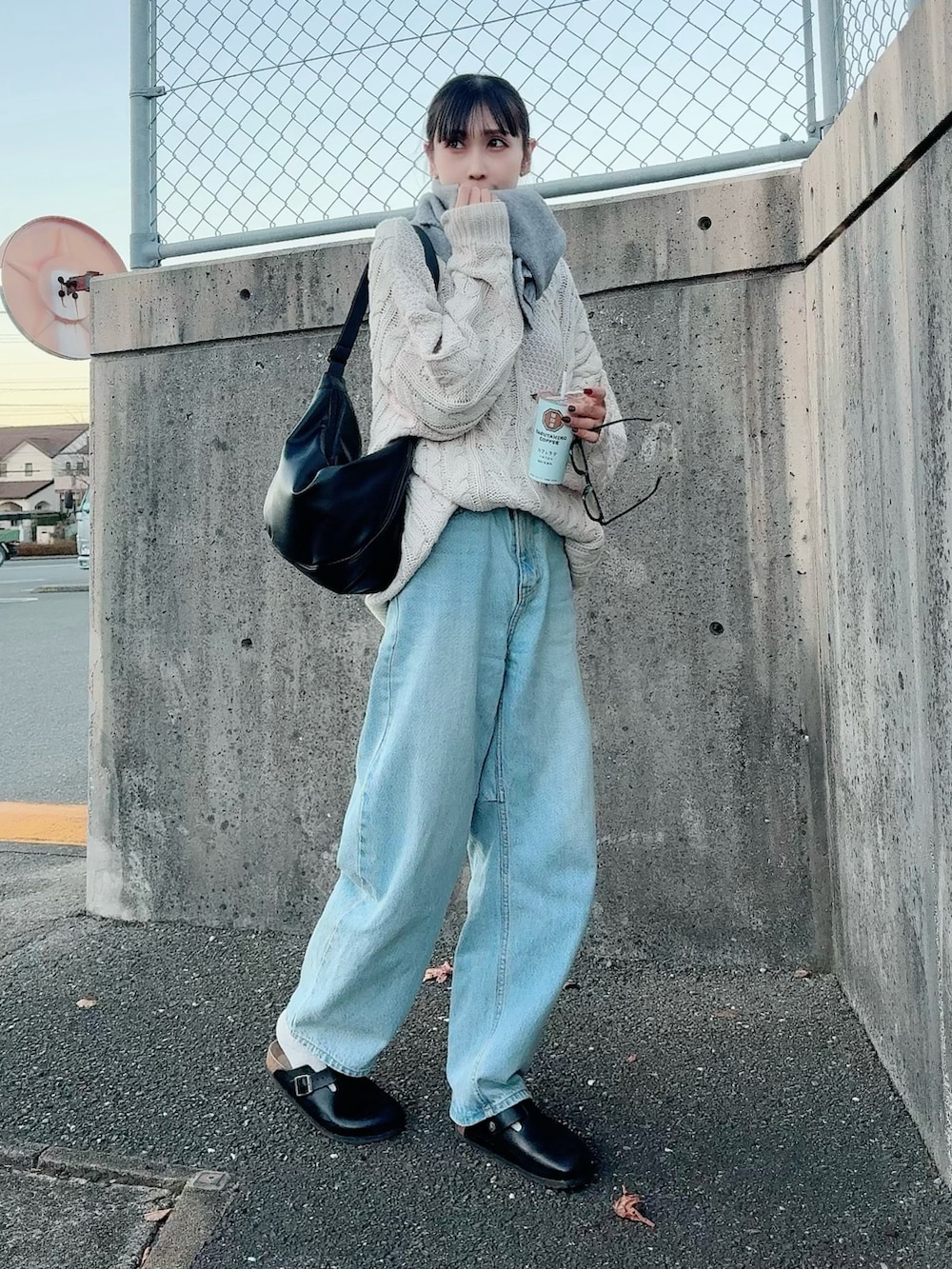 YURI｜DouDouのデニムパンツを使ったコーディネート - WEAR