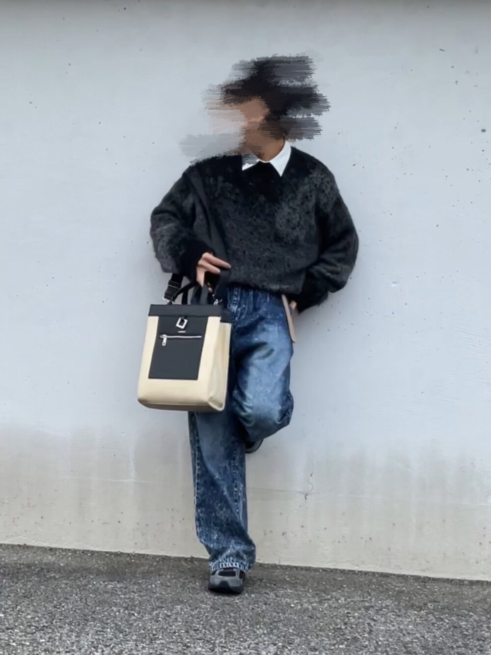 「秋っぽコーデ更新中、モヘアニット、グラデーションニット、デートコーデ、チクチクしない、adrer、ADRER、WYM、WYM LIDNM、ニューバランス、jjjound、スニーカーコーデ、ゴアテックス、低身長コーデ、タックイン」｜「WYM LIDNMのMOHAIR BLEND JACQUARD SHAGGY KNIT（ニット/セーター、グレー系）」を使った、hirotoさん（メンズ・167cm）の秋コーディネートの2枚目の写真