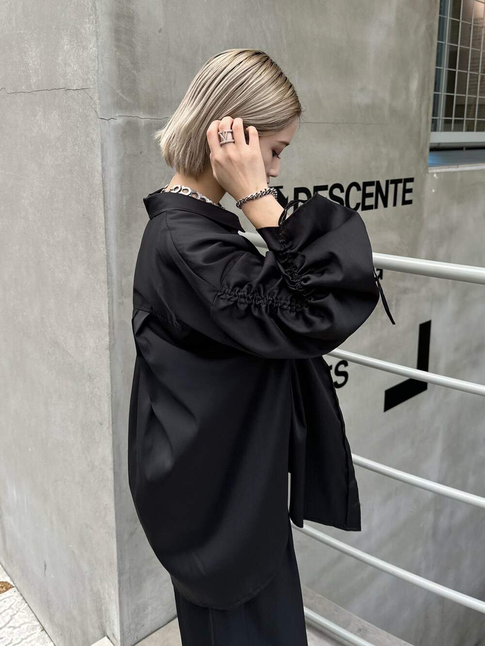 エロリンコ様 C6493 museOXシャツコーデ Tシャツコーデは“全身同系色”が正解！4カラーで提案 - FASHION BOX